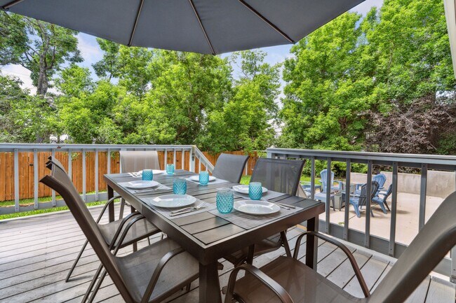 Building Photo - 8694 W 67th Pl