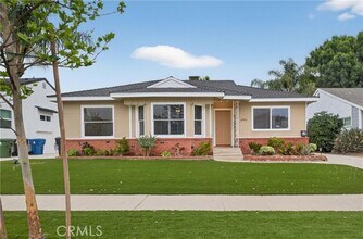 Building Photo - 6906 McLennan Ave