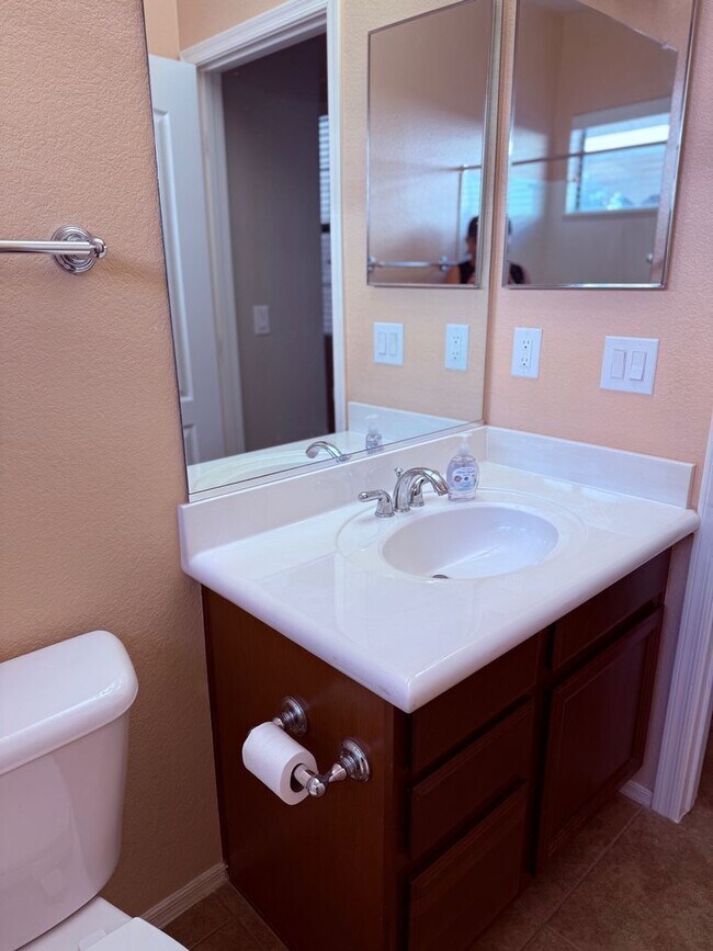 Building Photo - 18252 W Buena Vista Dr