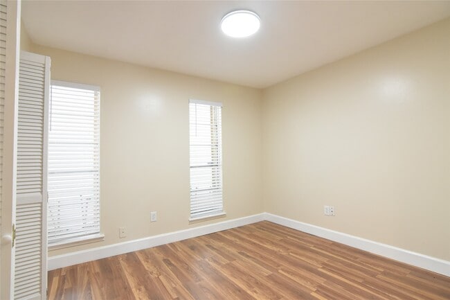 Building Photo - 13710 Ella Lee Ln