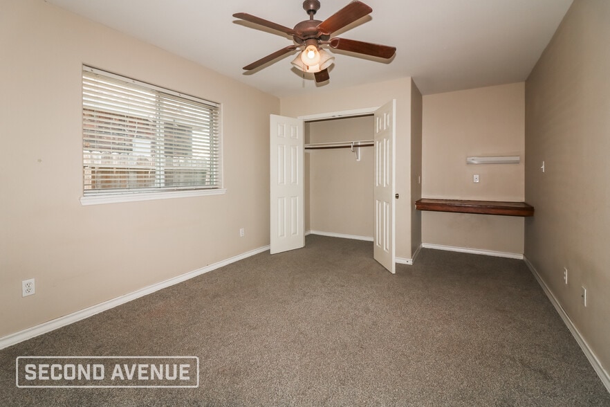 Building Photo - 6822 Wall Street