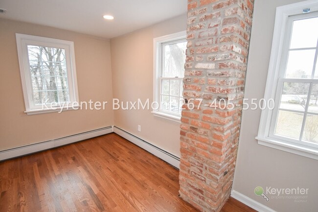 Building Photo - Freshly Renovated 3-Bedroom Home in King of Prussia