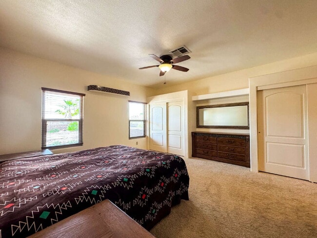 Building Photo - “Well Maintained 2-Bedroom, 2-Bathroom Home in Foothills”