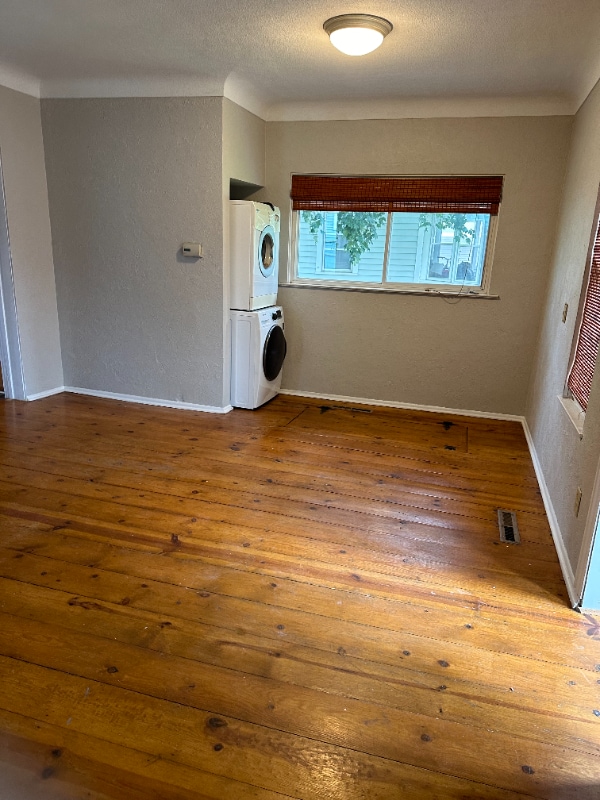 Building Photo - 1105 19th St S