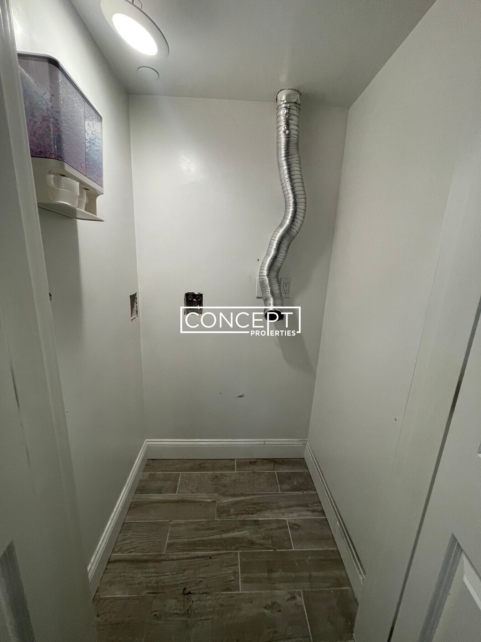 Building Photo - 11 Pierce St