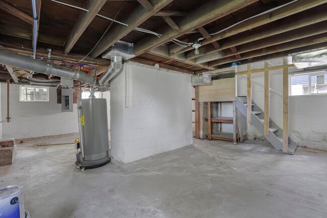 Building Photo - 450 S Terrace Ave