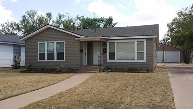 Building Photo - Laughlin-833/835 EN 15th
