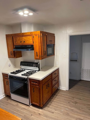 kitchen - 35 Highland Dr