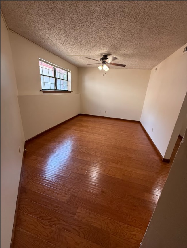 Building Photo - Now Leasing: Spacious 2-Bedroom, 1.5 or 2-Bath Units in a Prime Location!