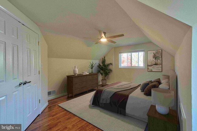 Building Photo - 495 N Pickett St