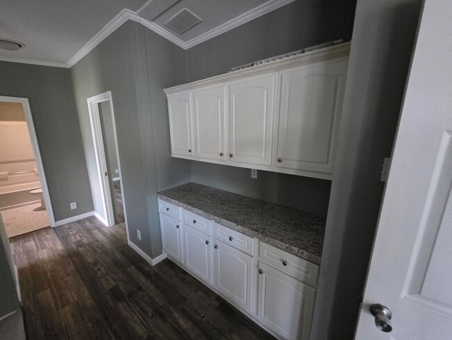 Building Photo - 20 Glen Cove Ct