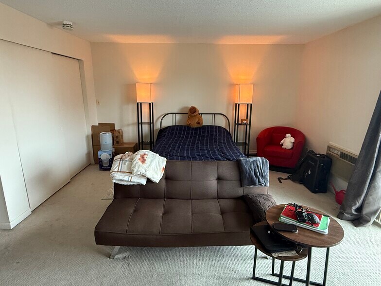 Building Photo - 36 Bellvista Rd