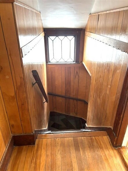 Building Photo - 14 Quincy St