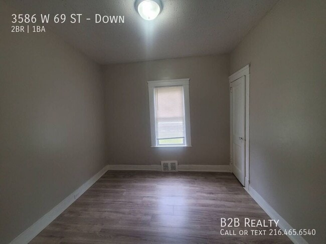 Building Photo - 3586 W 69th St