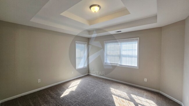 Building Photo - 2624 McGuire Dr