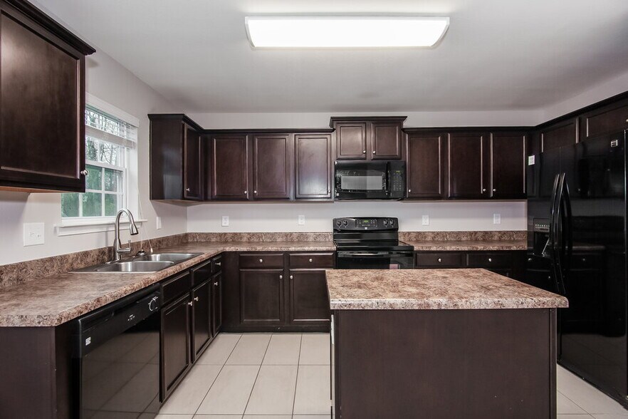 Building Photo - 3632 Alexander Forest Dr