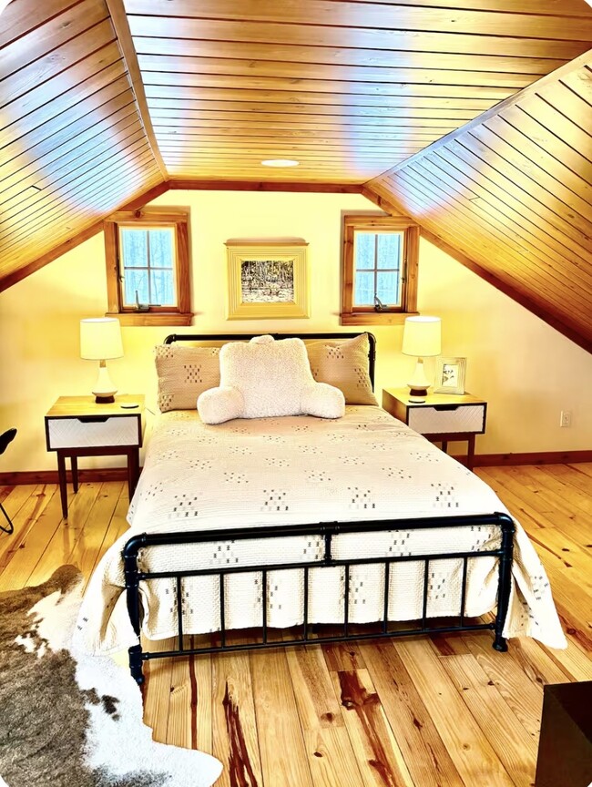 Building Photo - 239 Leonard Ct