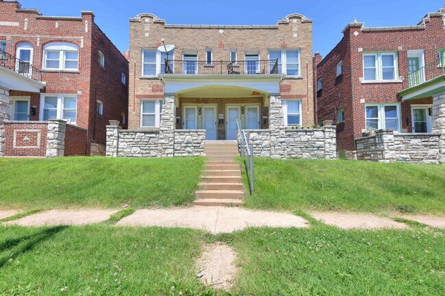 Building Photo - 4153 Potomac St