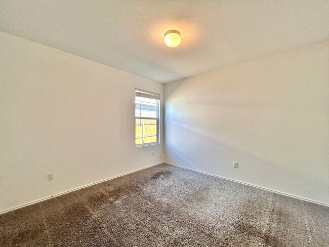 Building Photo - Move-In Ready 3-Bed, 2-Bath Home in Jarell