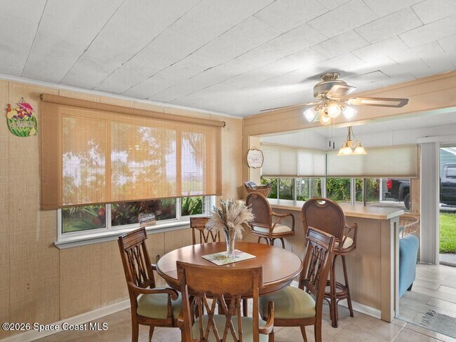 Building Photo - 13485 N Indian River Dr