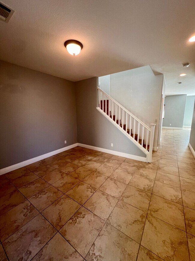 Building Photo - Gated Community / Providence Community / 4...