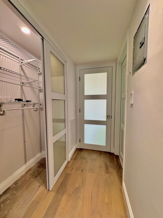 Building Photo - Limited-Time Offer for Qualified Tenants: