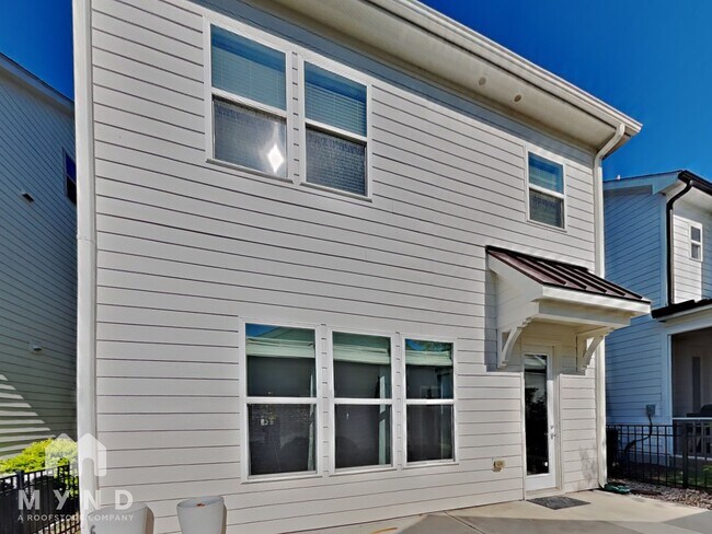 Building Photo - 1653 Pasture Hills Dr