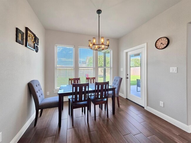 Building Photo - 10340 Dominion Ranch Dr