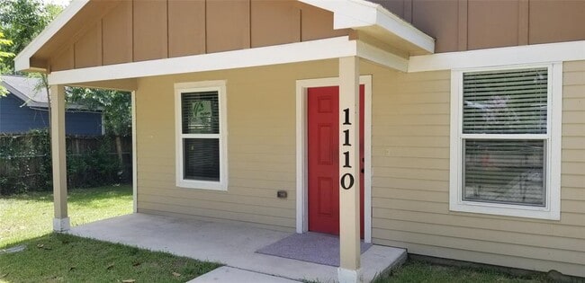 Building Photo - 1110 N 9th St