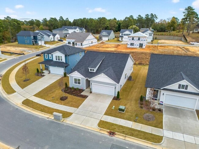 Building Photo - 163 Little Crk Dr