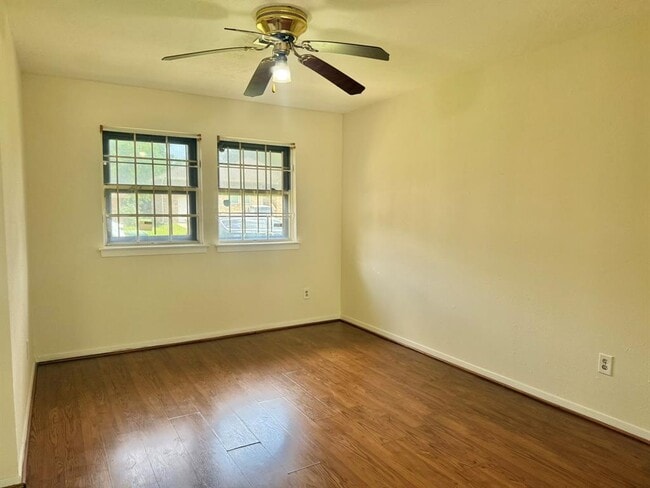 Building Photo - 5218 Canterway Dr