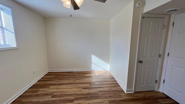 Building Photo - 115 N Valley Dr NW