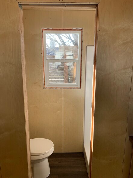 Building Photo - 10825 NE Sandy Blvd