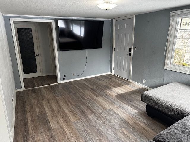 Building Photo - 3860 Kittyhawk Dr NW