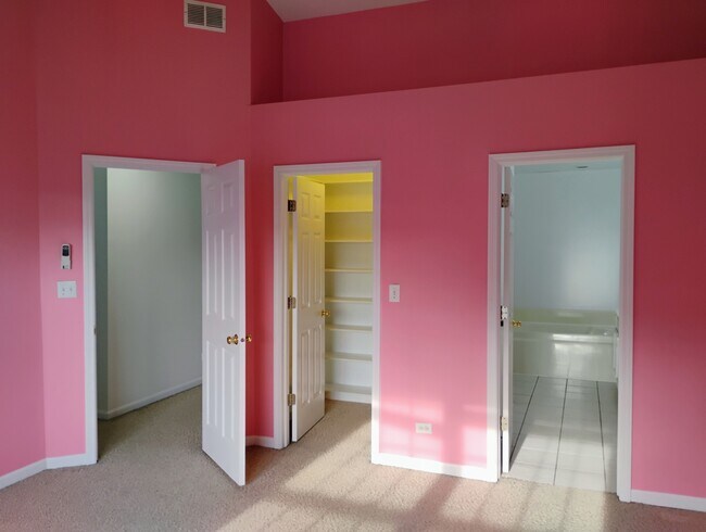 Building Photo - 1166 Georgetown Way