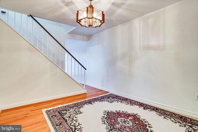 Building Photo - 4771 Parkman Ct