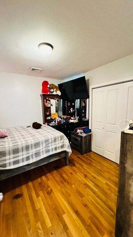 Building Photo - 76 Eleanor St