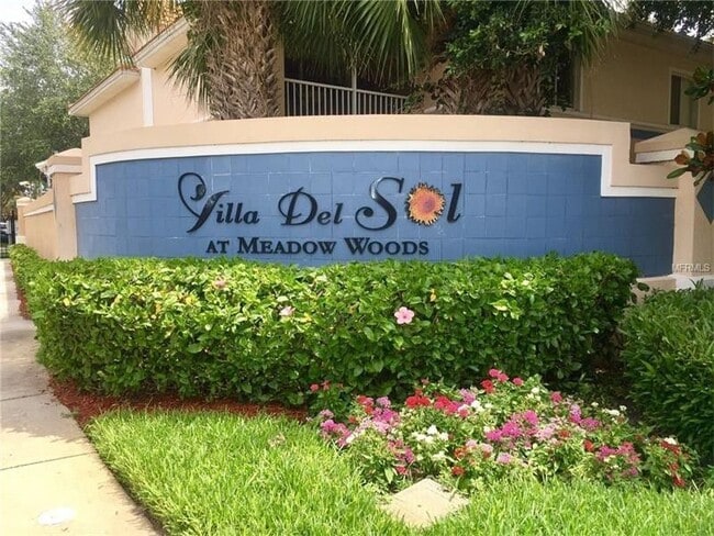 Building Photo - 522 Villa Del Sol Cir