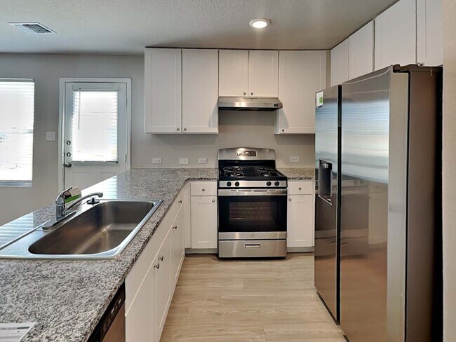 Building Photo - 7314 Adaja Riv