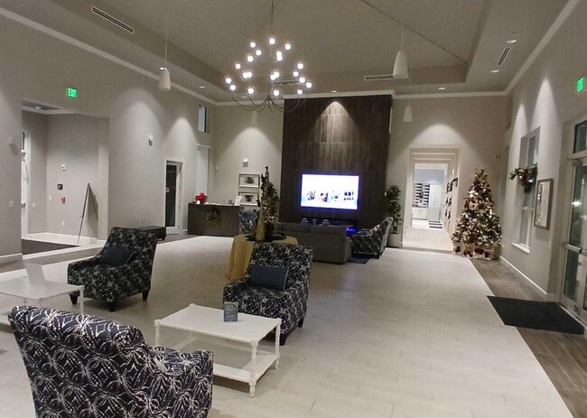 Building Photo - 1204 SE Woodbine Rd