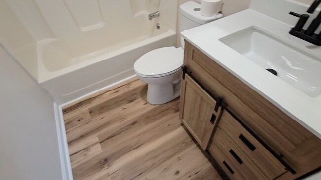 Building Photo - 6908 MacCorkle Ave