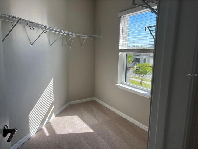 Building Photo - 9265 Tequila Sunrise Dr