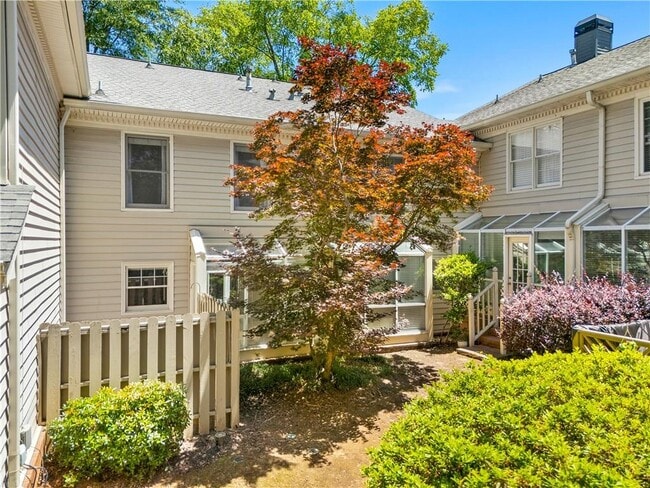 Building Photo - 46 Mt Vernon Cir
