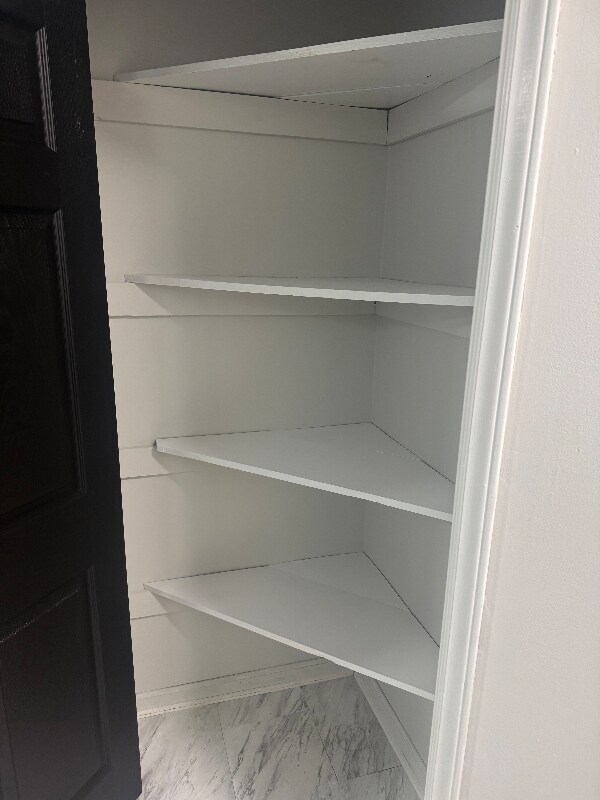 Building Photo - 9421 Sawyer Rd