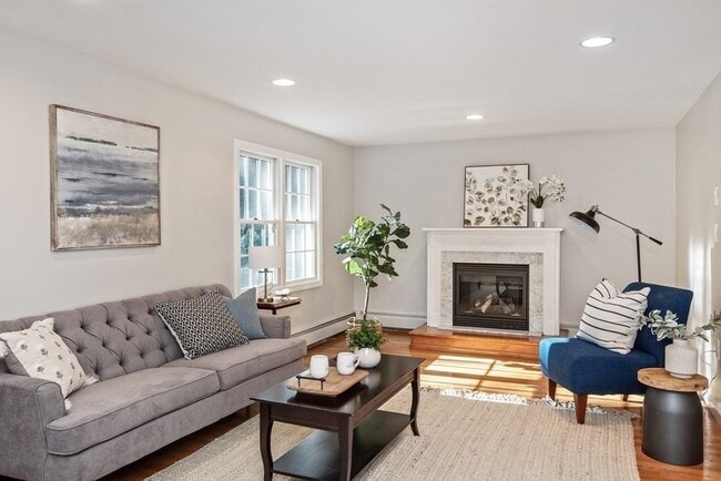 Building Photo - 29 Burke Ln