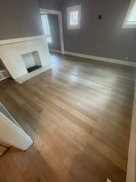 Building Photo - 11344 Belleterre Ave