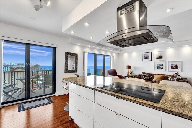Building Photo - 1201 S Ocean Dr