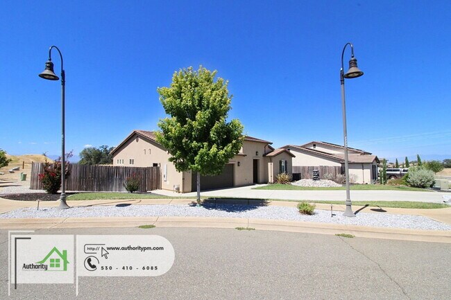 Building Photo - 4624 Pleasant Hills Dr