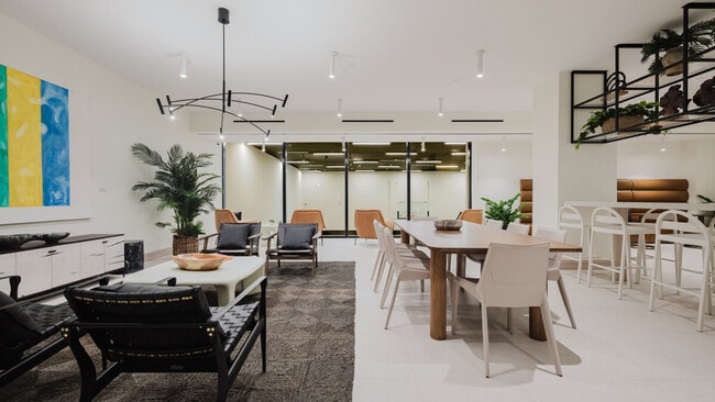 Building Photo - 36 NE 2nd St