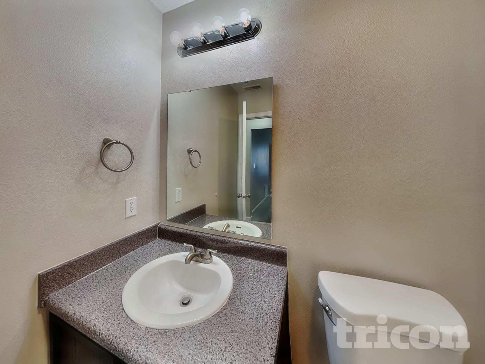 Building Photo - 643 Rocky Meadow Dr